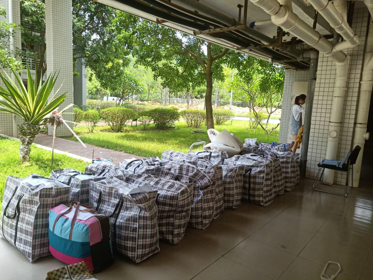 将实践、奉献、进取精神渗透到工作的每一个角落——记化学化工学院宿舍搬迁